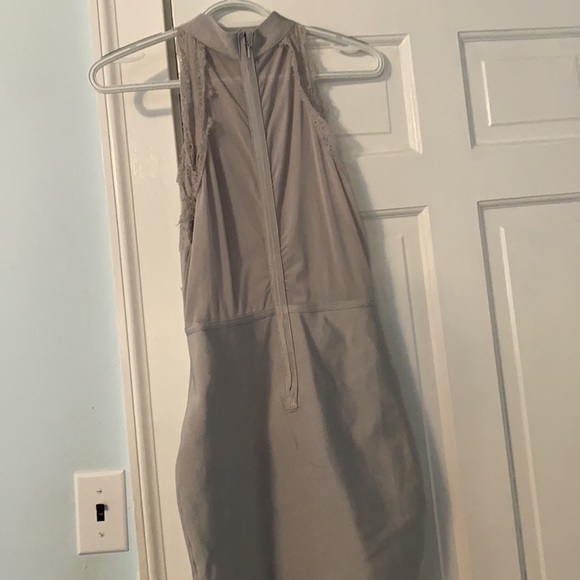 Unique and beautiful silver dress - Picture 5 of 5